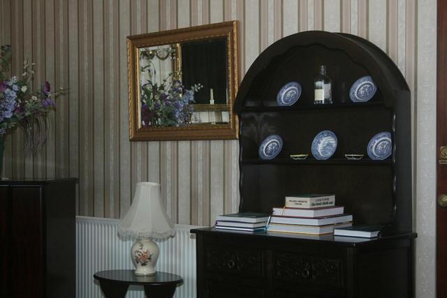 The Knoll Guesthouse Newport Kültér fotó