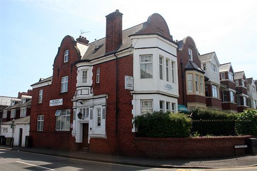 The Knoll Guesthouse Newport Kültér fotó
