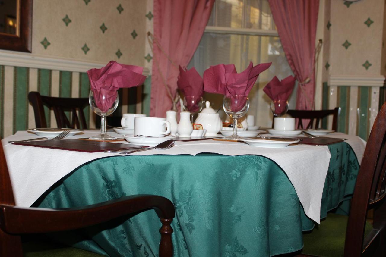 The Knoll Guesthouse Newport Kültér fotó