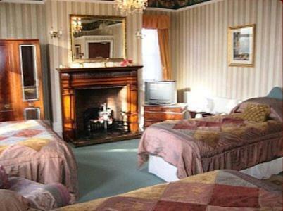 The Knoll Guesthouse Newport Kültér fotó